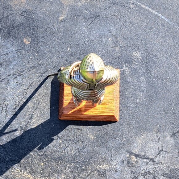 King Henry VIII Pewter Statue Combat Armor - Picture 6 of 10